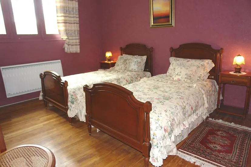 Bed and Breakfast Les Etangs de Pitié à Mellionnec 3*,  France